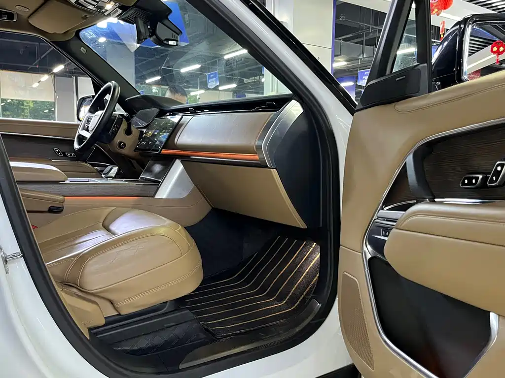 Land Rover Range Rover — миниатюра 9
