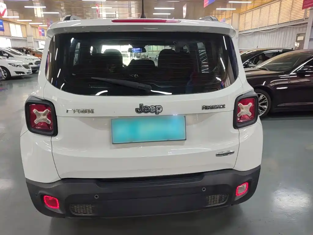 Jeep Renegade — миниатюра 6