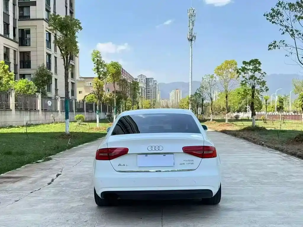 Audi A4L — миниатюра 8