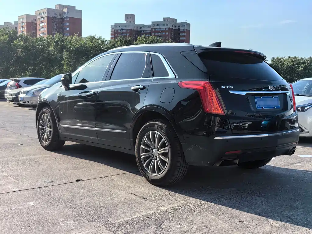 Cadillac XT5 — миниатюра 5