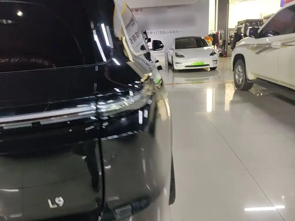 Li Auto Li L9 — миниатюра 8