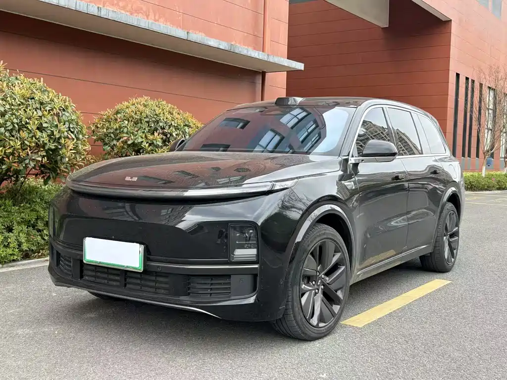 Li Auto Li L8 2023