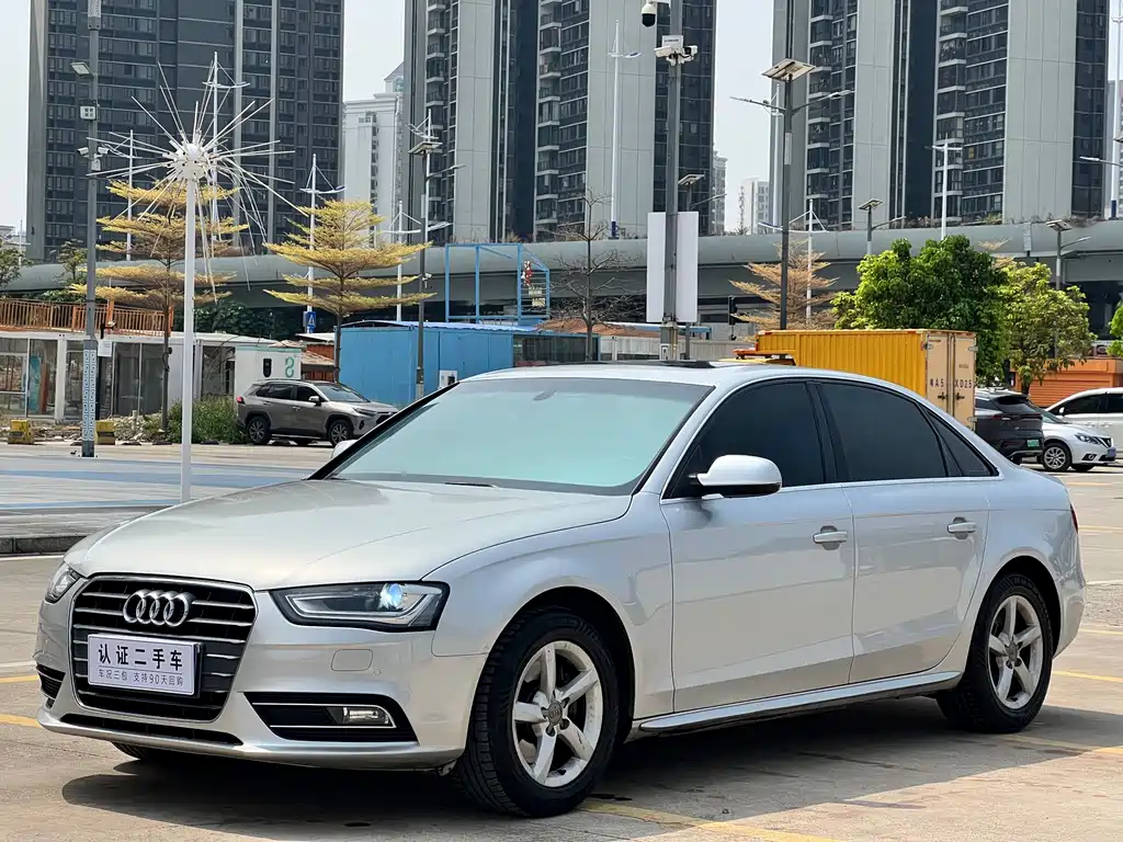 Audi A4L 2013