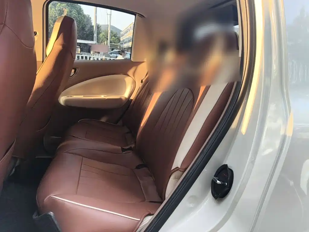 Wuling MINIEV — миниатюра 17