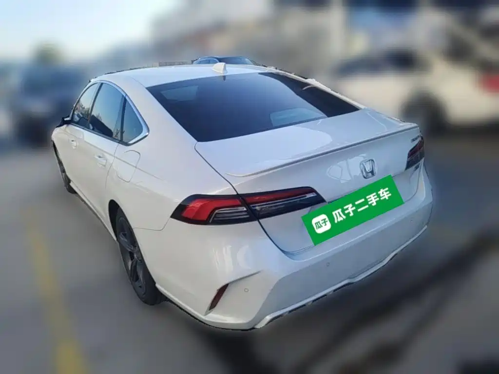 Honda Inspire — миниатюра 7