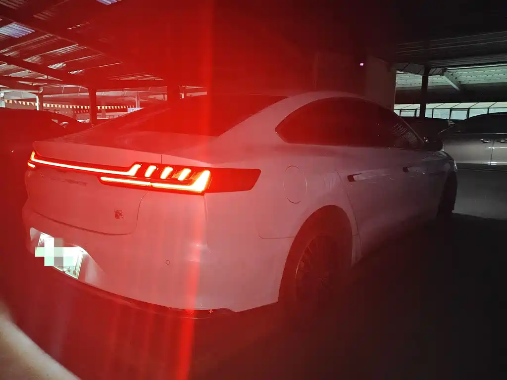 BYD Han — миниатюра 10
