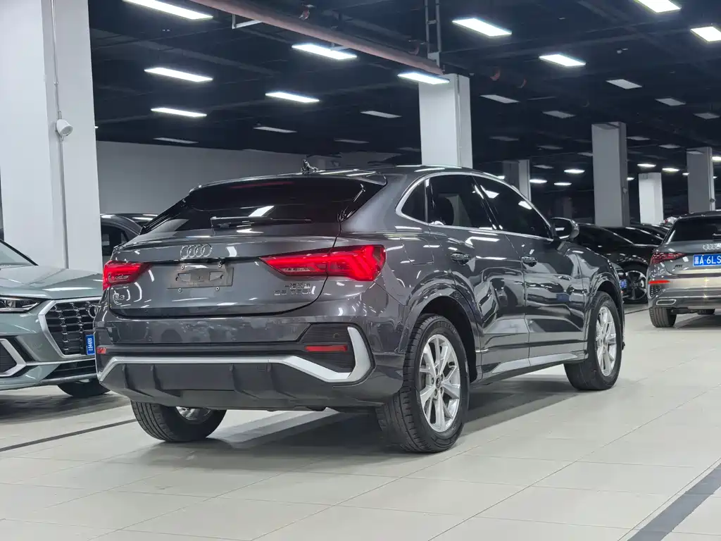 Audi Q3 Sportback — миниатюра 26