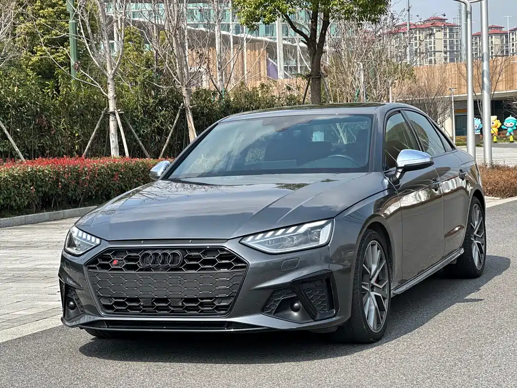 Audi S4 2023