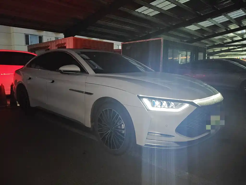 BYD Han — миниатюра 2