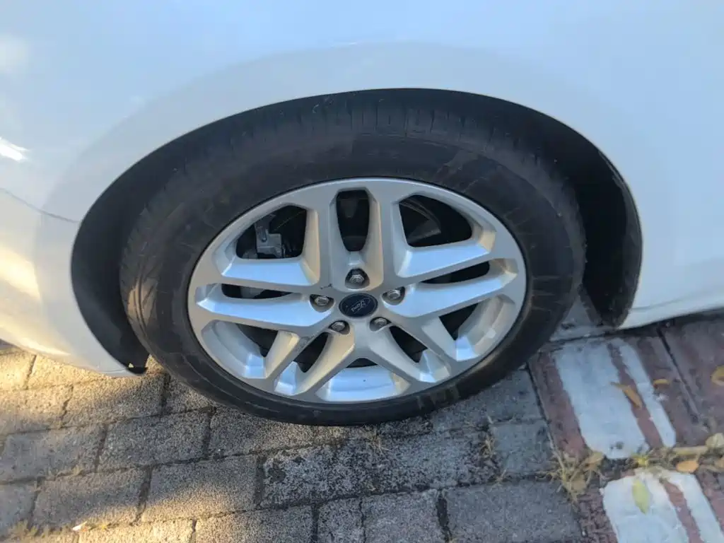 Ford Mondeo — миниатюра 23