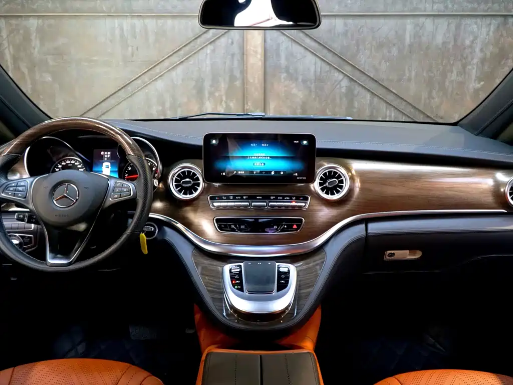 Mercedes-Benz V-Class V 2021 V 260 L Luxury