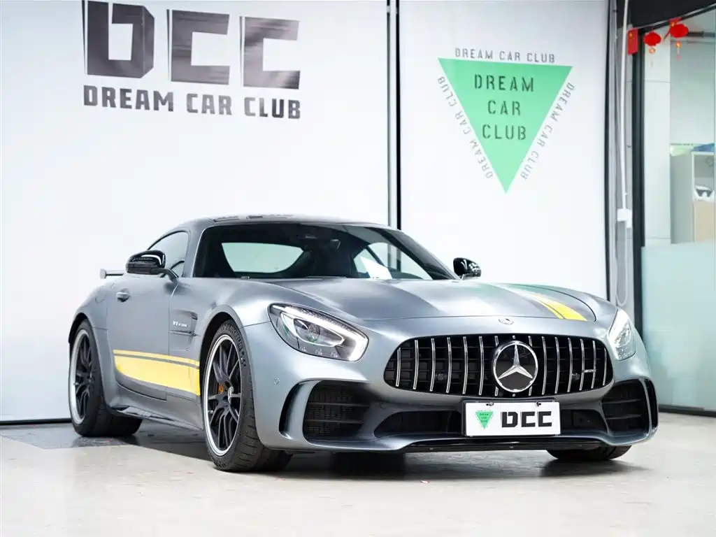 MERCEDES-BENZ AMG GT