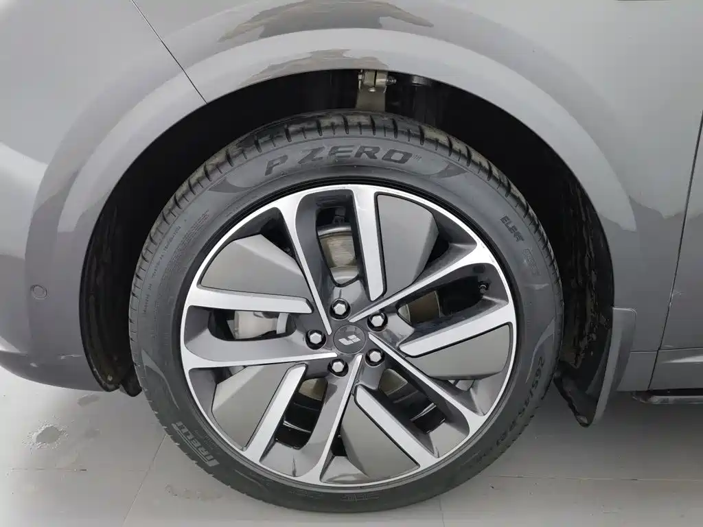 Li Auto Li L6 — миниатюра 17