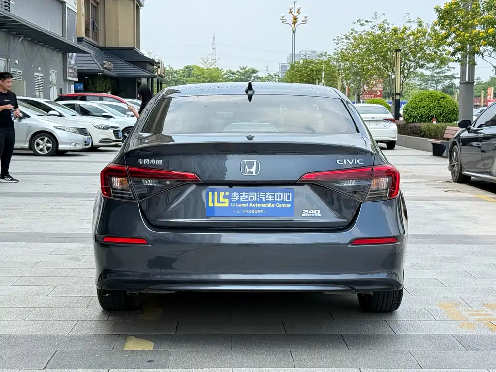 Honda Civic — миниатюра 6