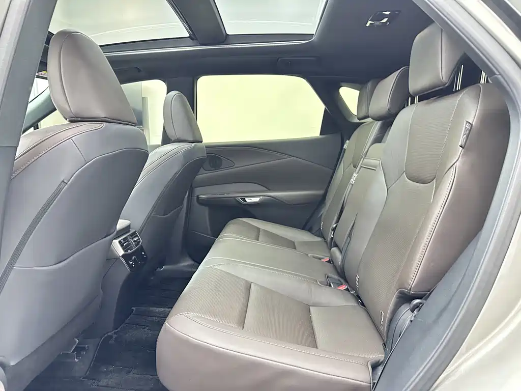 Lexus RX 2023 450h+ Enjoy