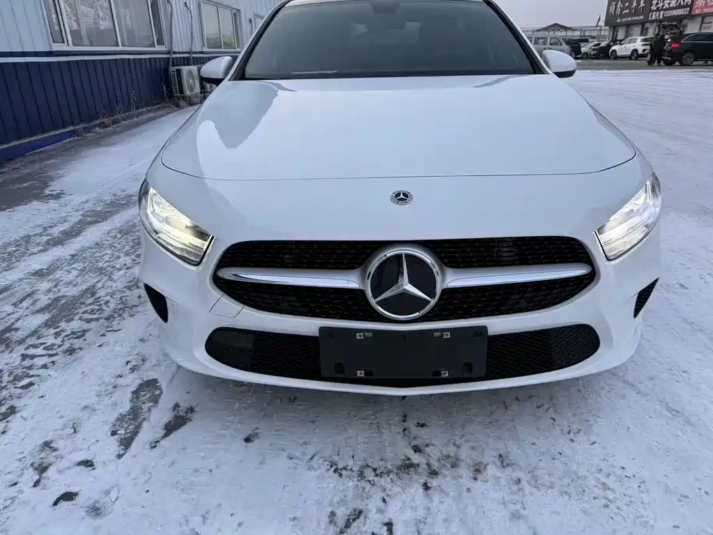 MERCEDES-BENZ A CLASS