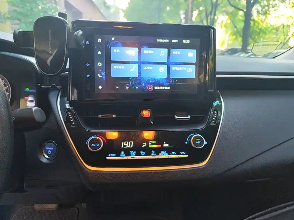 Toyota Corolla — миниатюра 13
