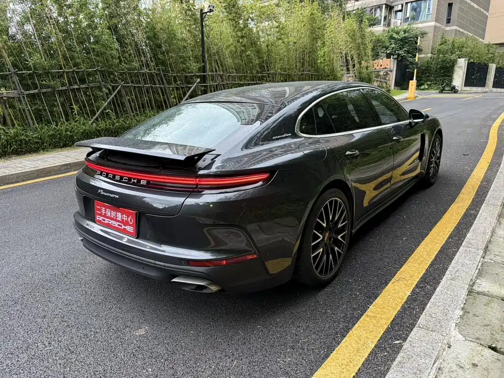 Porsche Panamera — миниатюра 6
