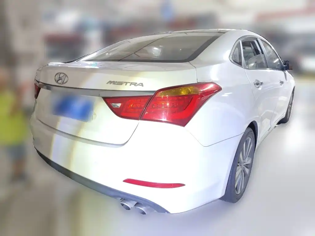 Hyundai Mistra — миниатюра 4