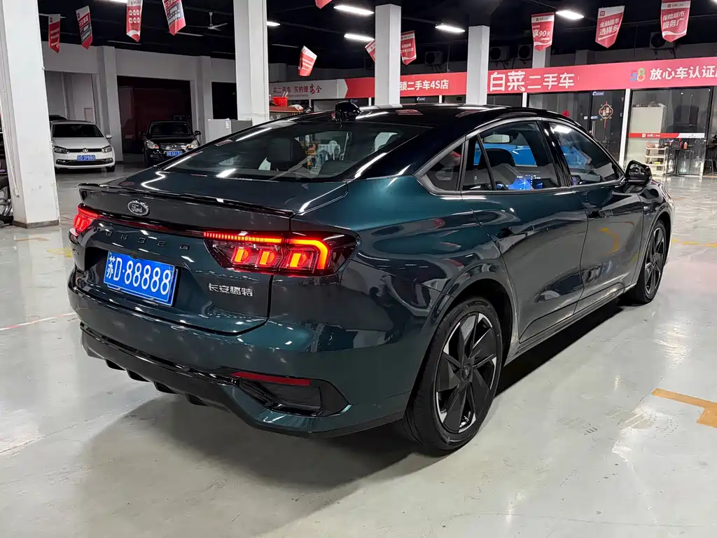 Ford Mondeo — миниатюра 17