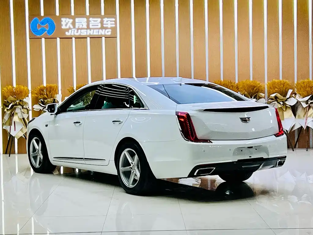 Cadillac XTS — миниатюра 7