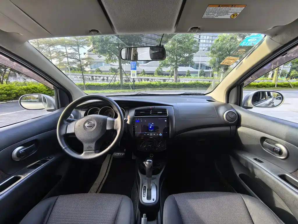 Nissan Livina — миниатюра 12