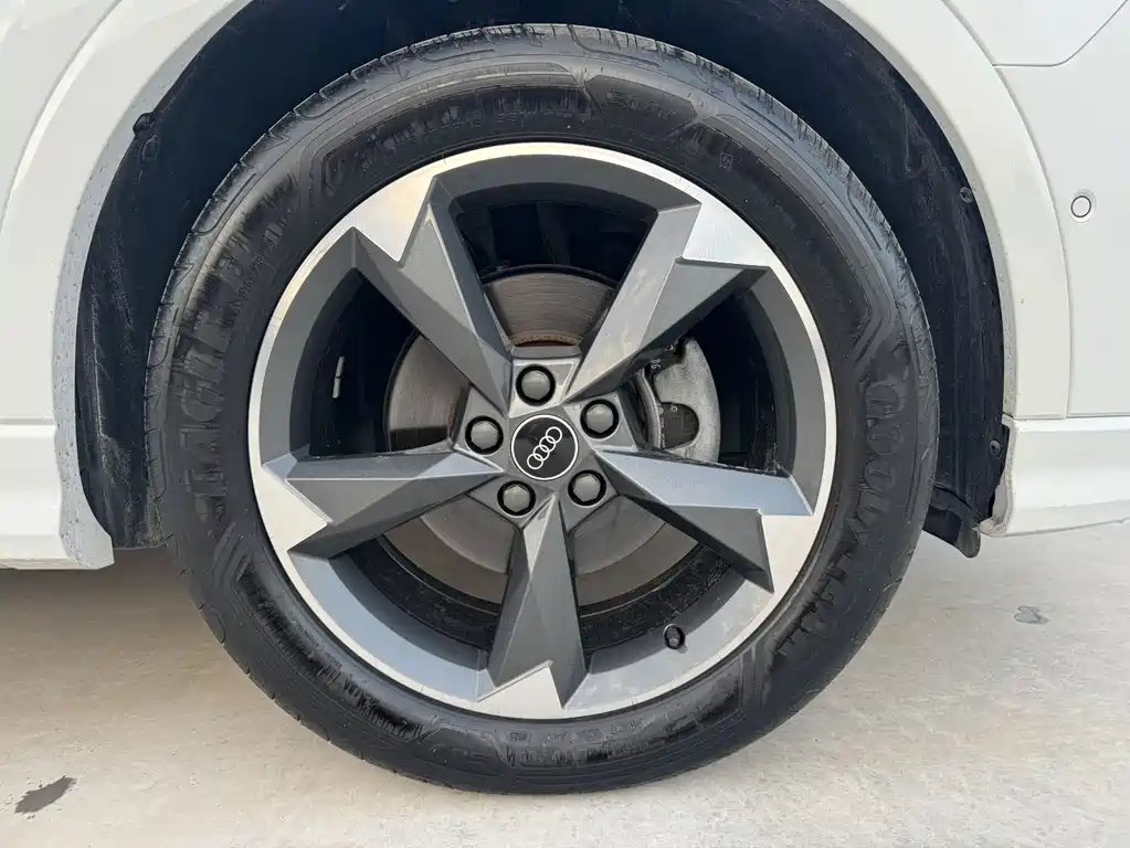 Audi Q3 2022 35 TFSI Fashion
