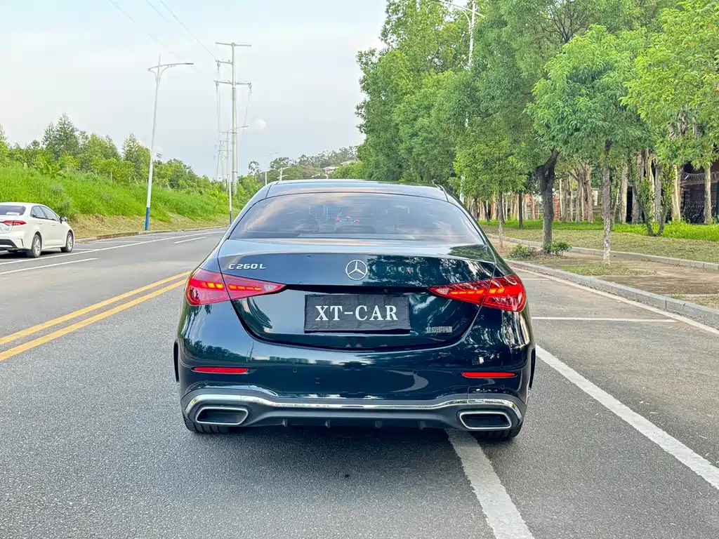 Mercedes-Benz C-Class — миниатюра 6