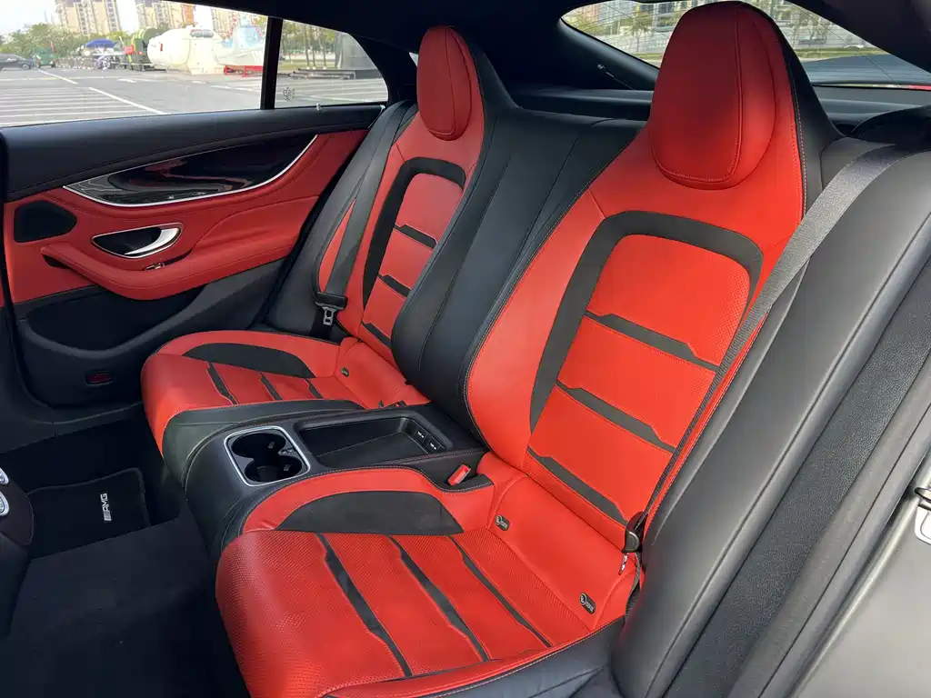 MERCEDES-BENZ AMG GT