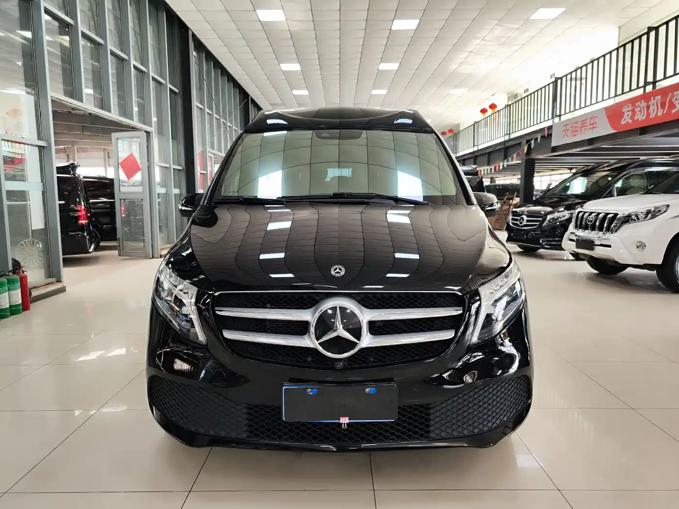 Mercedes-Benz V-Class