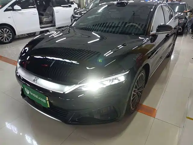 BYD HAN 2025