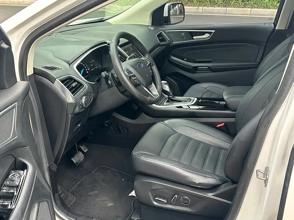 Ford Edge 2.0T GTDi 2WD Luxury Sharp Type, фото 3