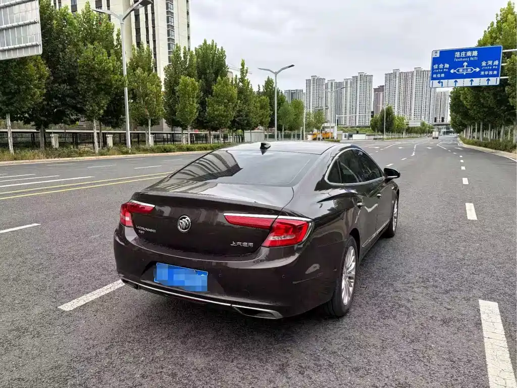 Buick LaCrosse — миниатюра 8