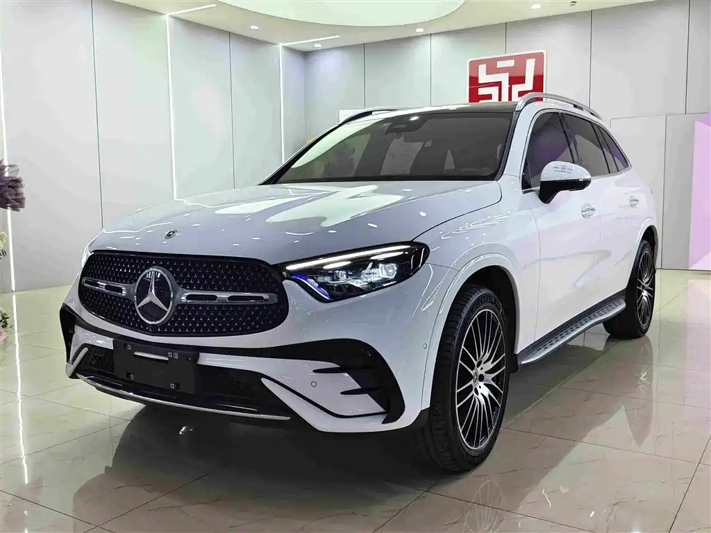 Mercedes-Benz GLC 2023