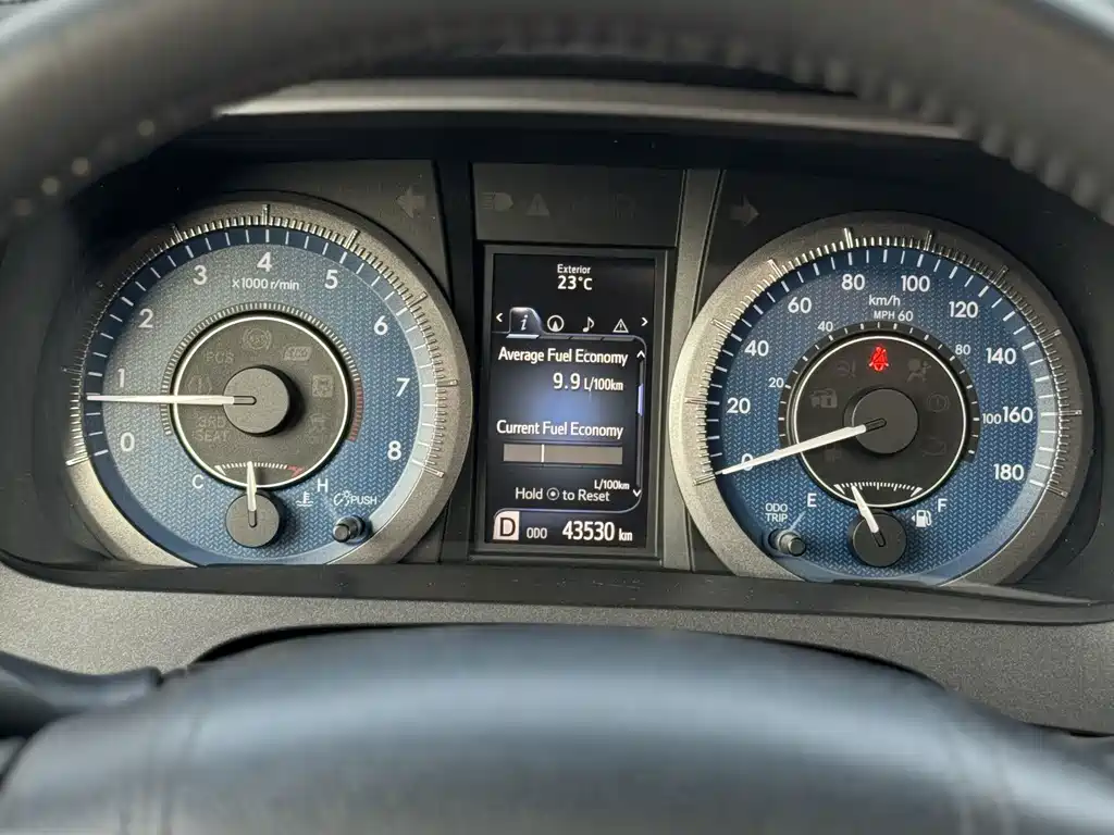 Toyota Sienna — миниатюра 8