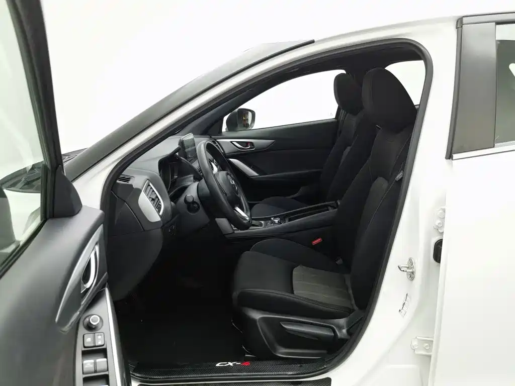 Mazda CX-4 — миниатюра 10