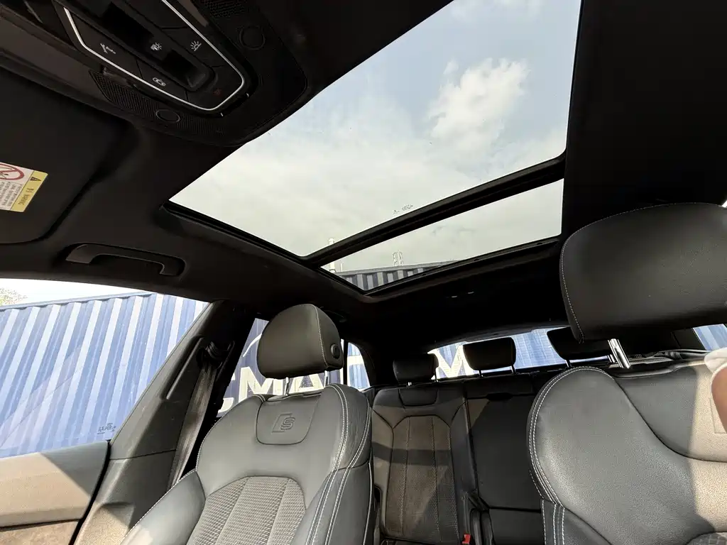 Audi Q8 — миниатюра 10