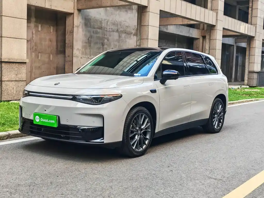 2024 Leapmotor C10 - zdjęcie 1 z 25