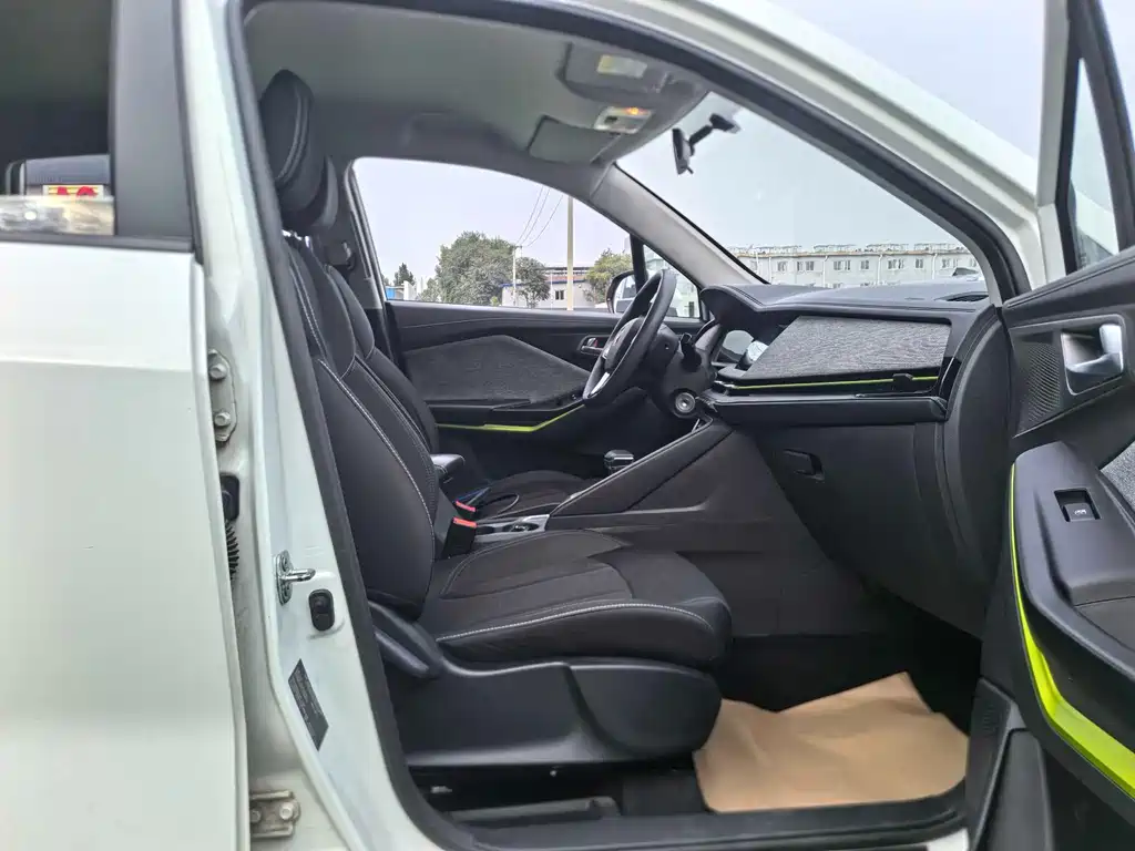 CHANGAN NEW ENERGY E PRO