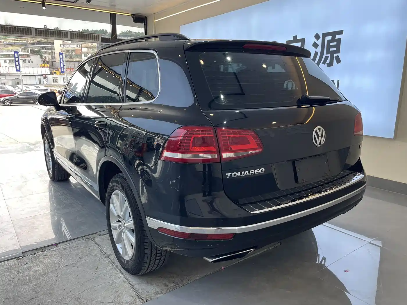 Volkswagen Touareg
