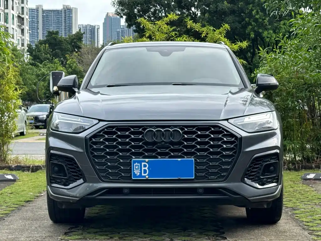 Audi Q5L — миниатюра 2