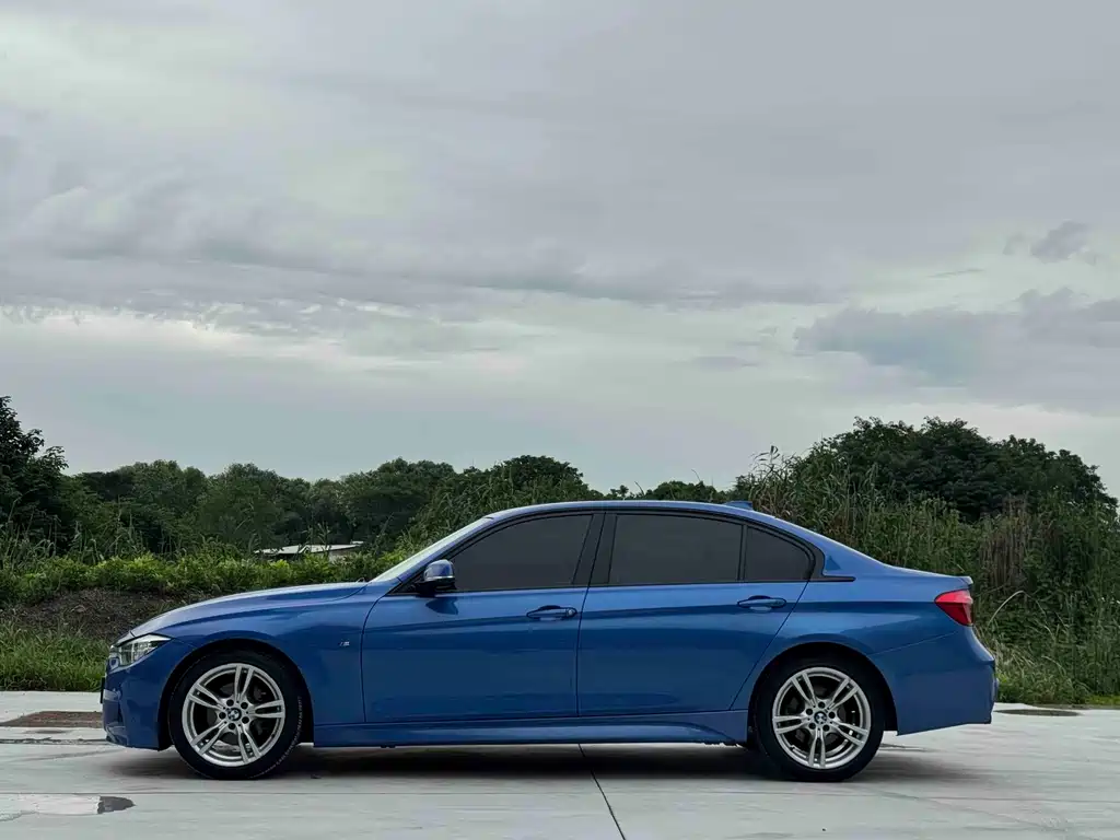 BMW 3 Series — миниатюра 3