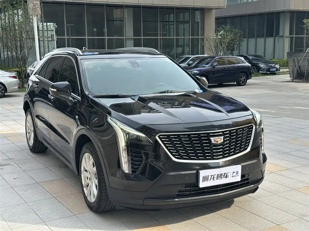 Cadillac XT4 2021 28T