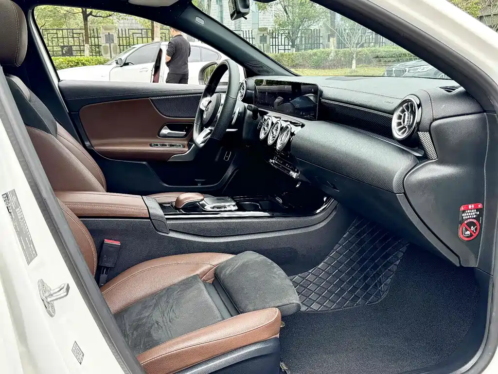 Mercedes-Benz A-Class A 2020 A 200 L