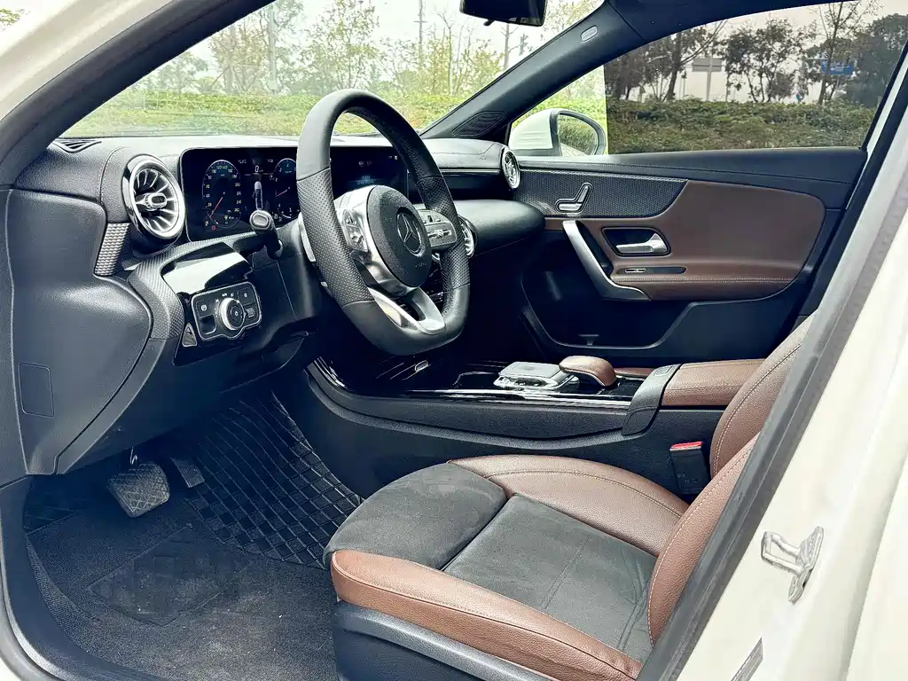 Mercedes-Benz A-Class A 2020 A 200 L