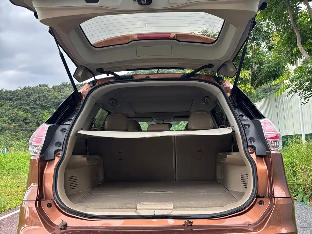 Nissan X-Trail — миниатюра 18