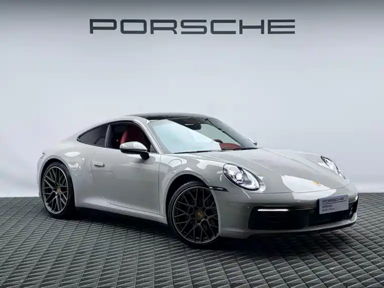 Porsche 911 2023 Carrera 3.0T