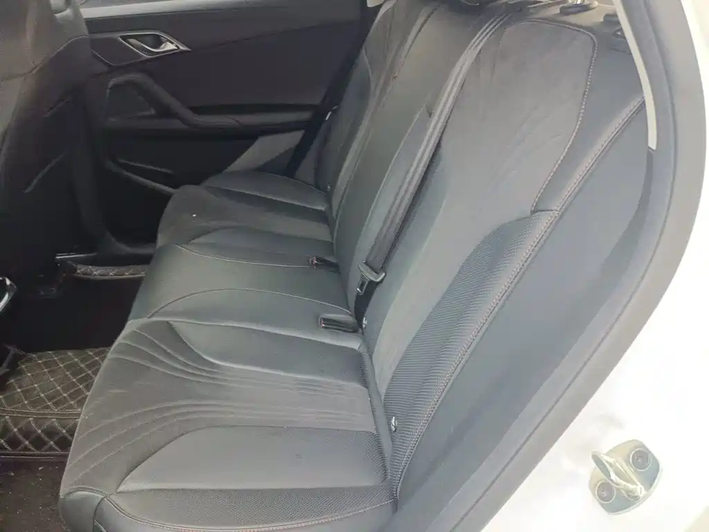 Roewe D5X DMH — миниатюра 18