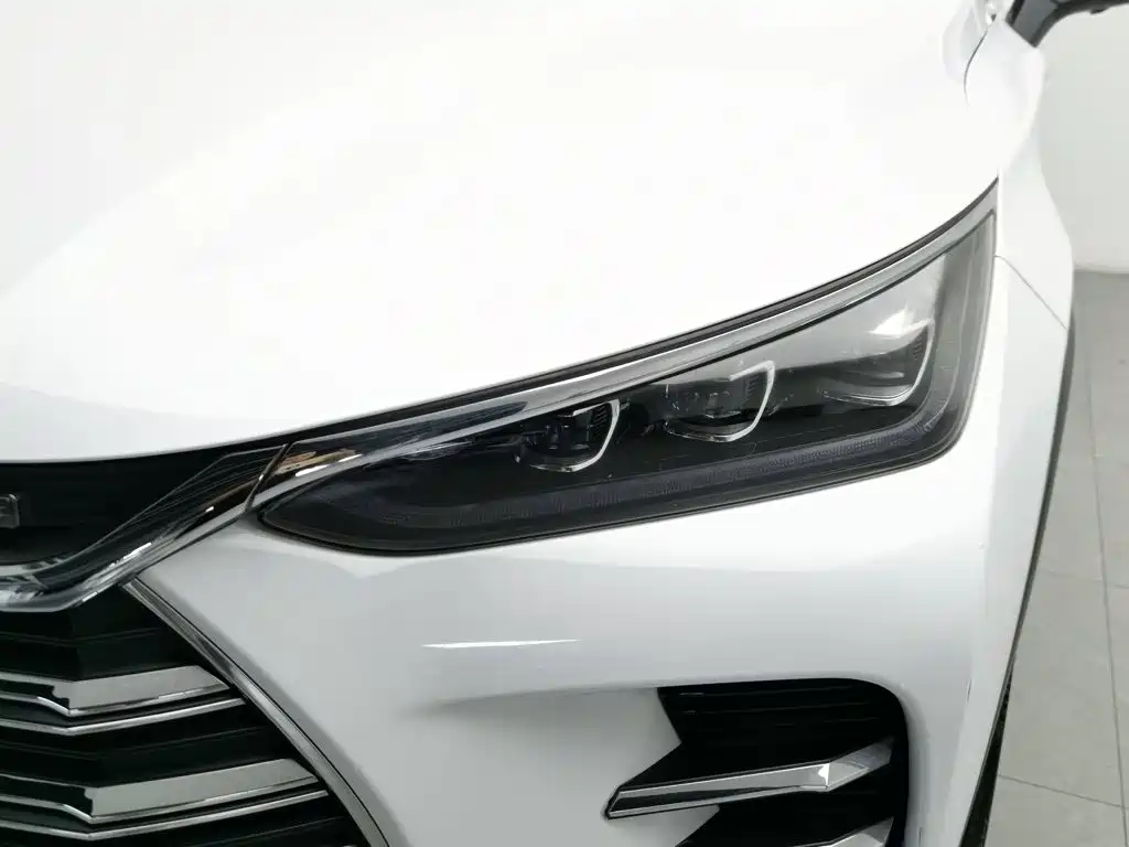 BYD Tang New Energy — миниатюра 7