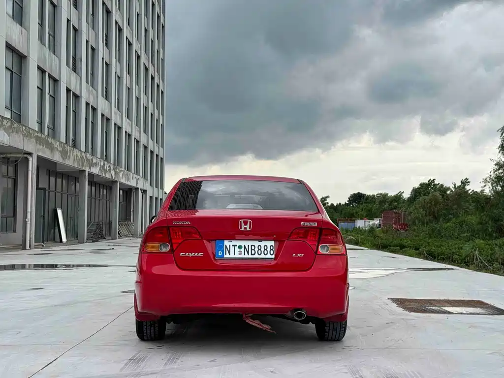 Honda Civic — миниатюра 8